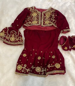 Maroon Velvet Golden work Pasni set